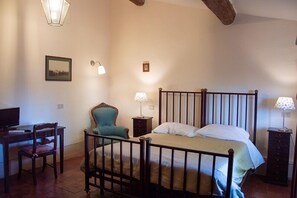 Triple Room - Fattoria Di Fiocina (San Giuliano Terme)
