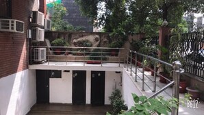Exterior detail - Hotel Marks Inn (Noida)