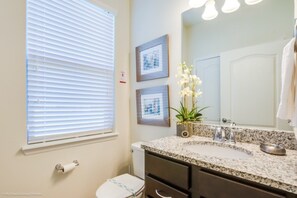 Villa (1 Bedroom) | Bathroom