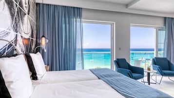 3 bedrooms, bed sheets