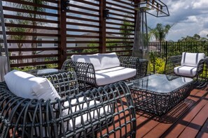 Villa (1 Bedroom) | Balkon