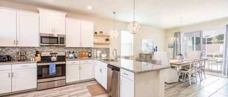Villa (1 Bedroom) | Private kitchen | Fridge, oven, stovetop, dishwasher