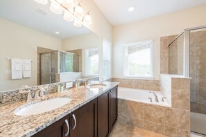 Villa (1 Bedroom) | Bathroom