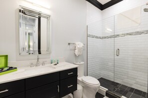 Villa (1 Bedroom) | Bathroom