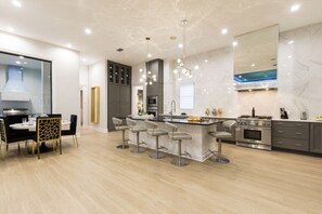 Private kitchen - Beautiful Mansion With Private Pool, Close to Disney, Orlando Mansion 2907 (Kissimmee)