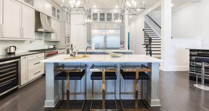 Beautiful Villa With Private Pool, Close to Disney, Orlando Villa 2947