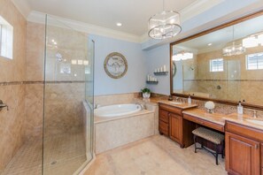 Villa (1 Bedroom) | Bathroom