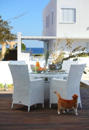 Villa (3 Bedrooms) | Balcony - Villa for Rent in Protaras 1051 (Paralimni)