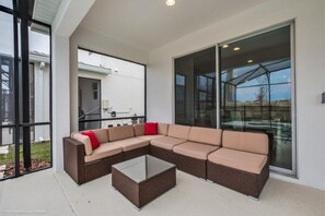 Villa (Multiple Bedrooms) | Servicio de la propiedad