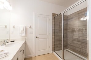 Villa (Multiple Bedrooms) | Property amenity