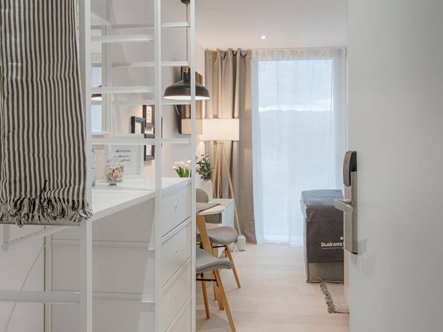 Stovetop, dishwasher, espresso maker, coffee/tea maker