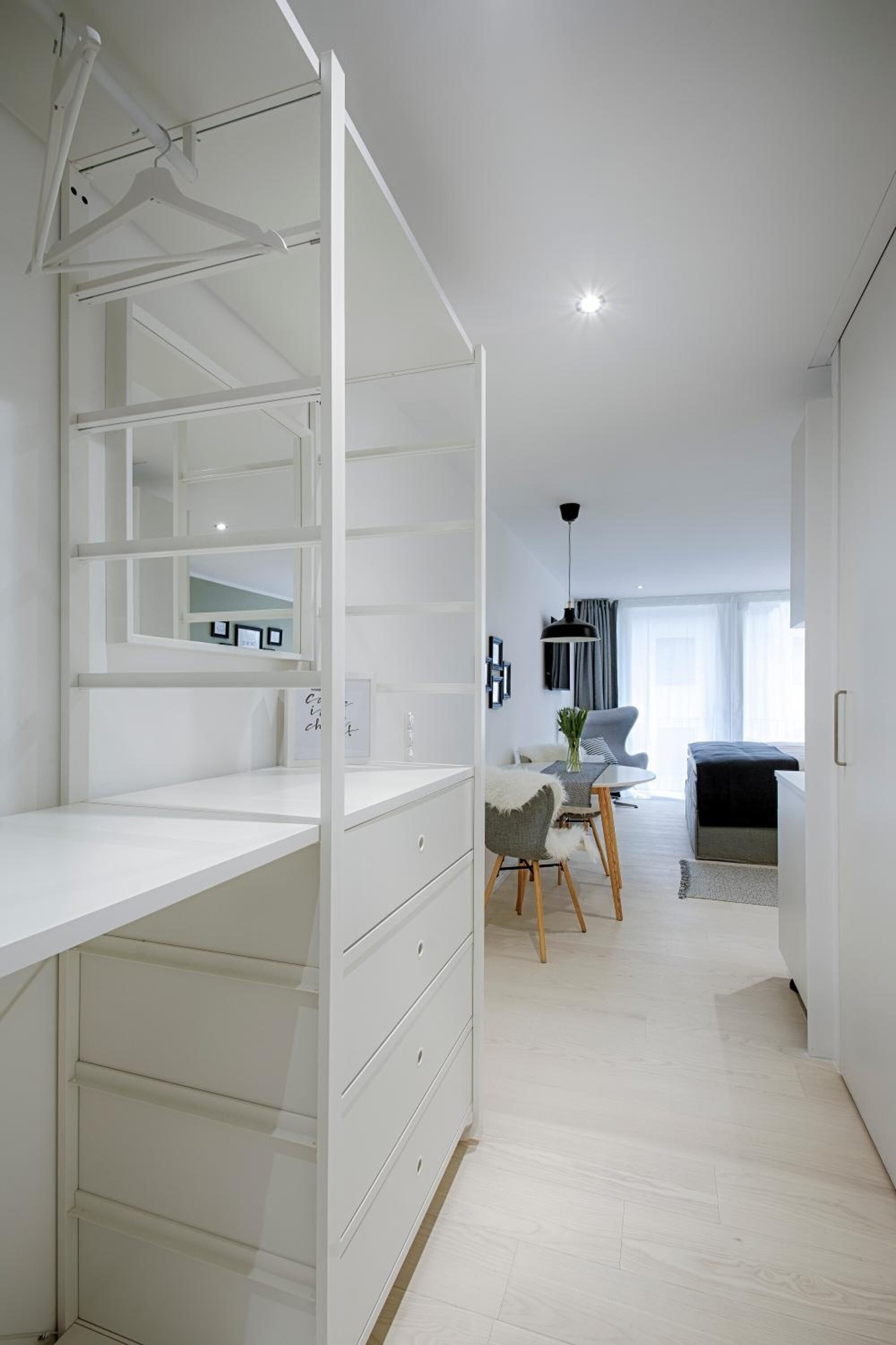 Ropa de cama de alta calidad y escritorio 