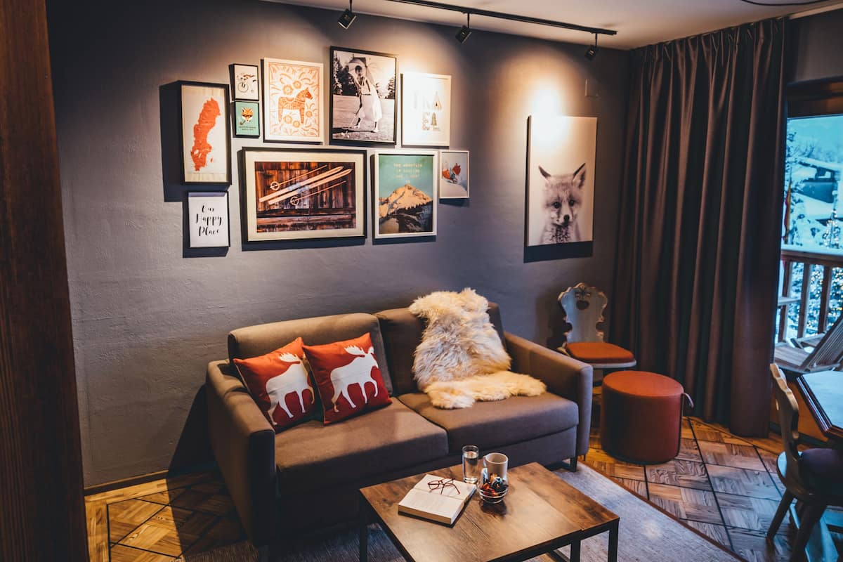 Fuchs Suite | Living room | 55-inch flat-screen TV with digital channels, Smart TV, Netflix