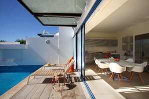Villa (3 Bedrooms) | Balcony - Villa for Rent in Protaras 1049 (Paralimni)
