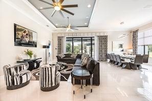 Villa (1 Bedroom) | Living room