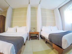 Desk, iron/ironing board, free WiFi, bed sheets - Metropak Hotel Breweries (Kisumu)