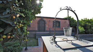 House, 1 Bedroom, Smoking, Terrace | Exterior