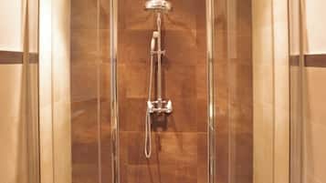 House, 1 Bedroom, Smoking, Terrace | Bathroom amenities | Hair dryer