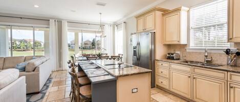 Villa (1 Bedroom) | Private kitchen | Microwave, oven, stovetop, dishwasher