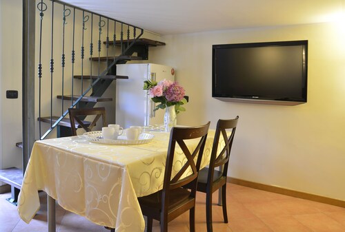 Gemelli Holidays Well Connected to City Center