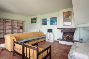 Lounge - Villa With Pool in Recco Cinque Terr (Recco)