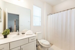 Villa (1 Bedroom) | Bathroom - Beautiful Villa With Private Pool, Close to Disney, Orlando Villa 2657 (Kissimmee)