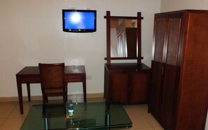 Deluxe Double Room | Room amenity - Metropak Hotel (Kisumu)