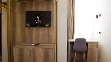 Minibar, desk, laptop workspace, blackout drapes