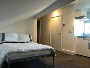 House - Self Contained Studio (Derby)
