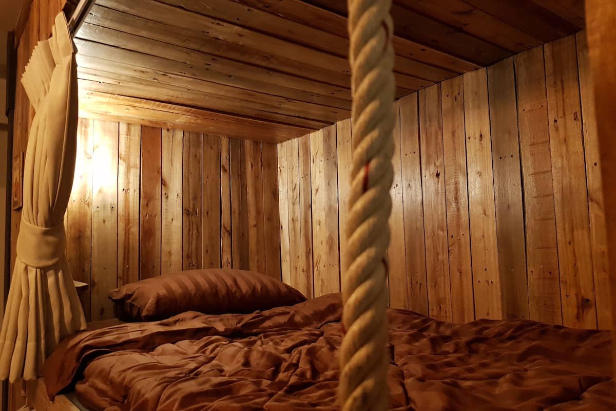 Mixed Dormitory 8 Beds | Free WiFi