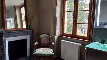 Superior Suite, Non Smoking, City View | Bathroom | Shower, rainfall showerhead, hair dryer, slippers