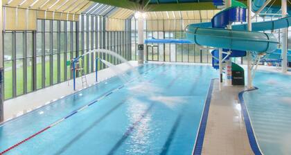 Conveniently located to explore all that Cornwall and Devon have to offer