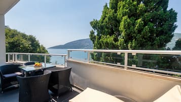 Apartment with Seaview | Balcony view