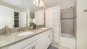 Villa (1 Bedroom) | Bathroom - Rent a Luxury Townhome on Storey Lake Resort, Minutes From Disney, Orlando Townhome 3321 (Kissimmee)