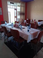 Breakfast, lunch, dinner served; local and international cuisine 