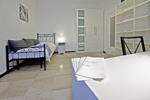 Appartamento, 3 camere da letto, balcone | 3 camere, ferro/asse da stiro, lenzuola