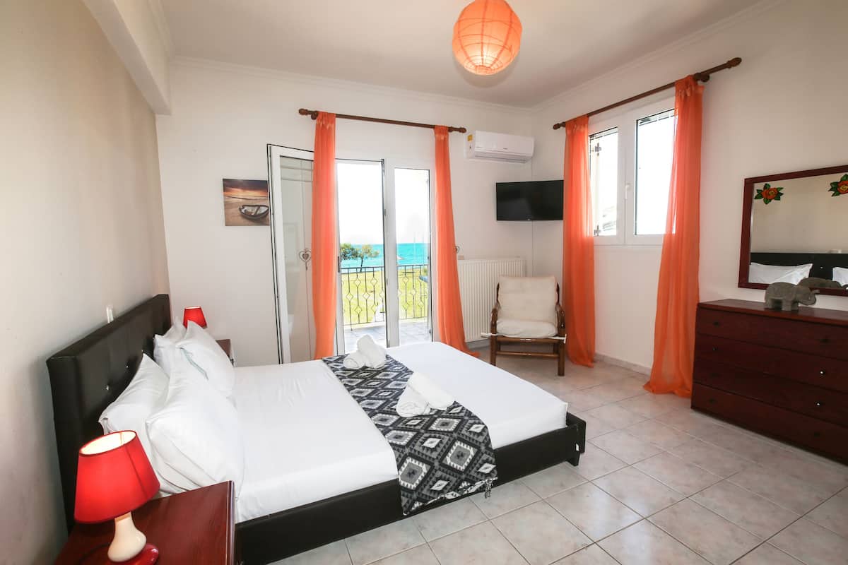 Comfort Villa, 4 Bedrooms, Sea View