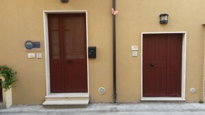 Apartment, 2 Schlafzimmer, Terrasse | Eingangsbereich