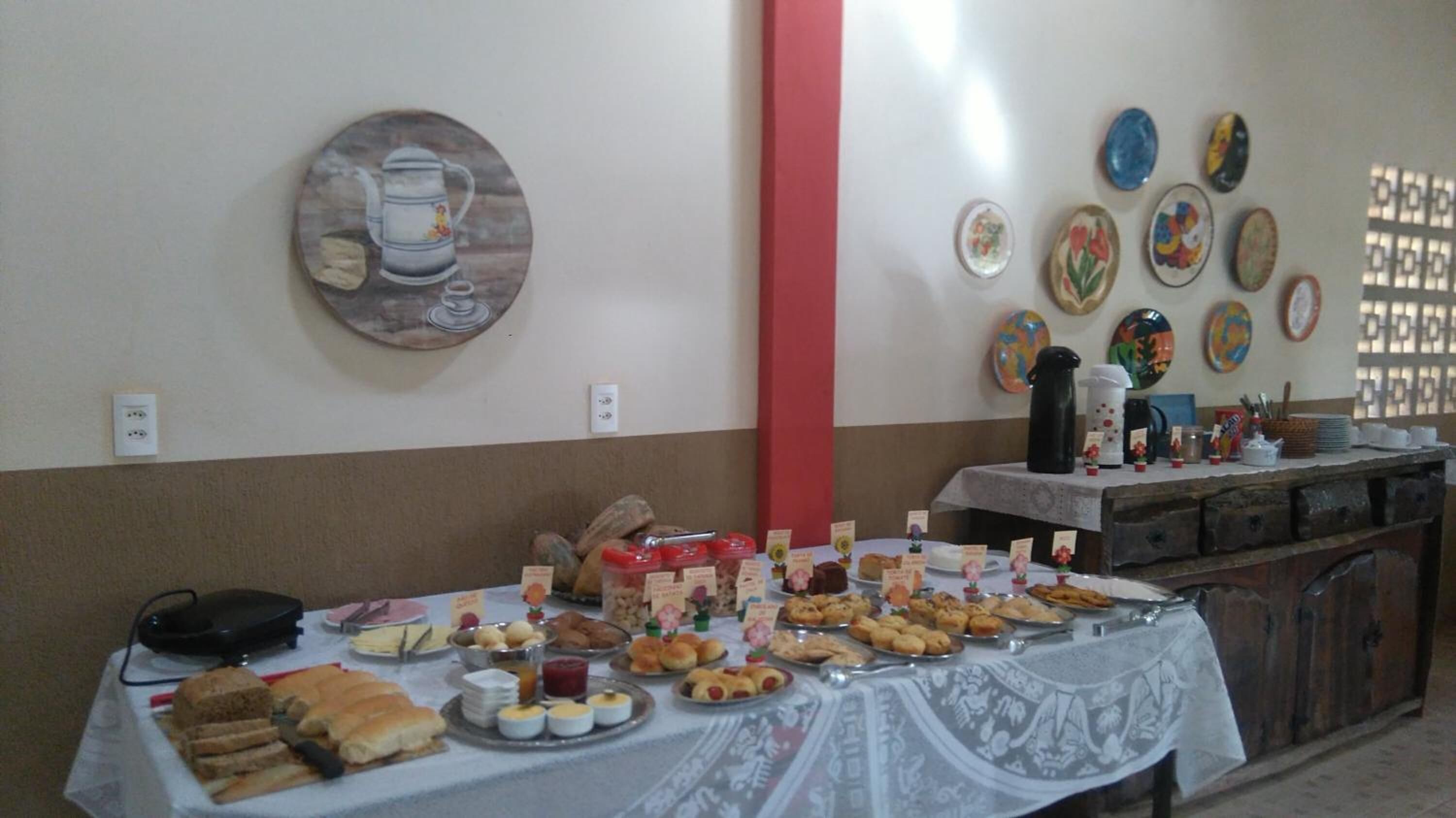 Café da manhã, almoço e jantar