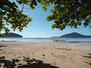 Beach nearby - Rent Carnival ap 1 block from Perequê Açu Beach, spacious, comfortable up to 8 people (Perequê-Acu)