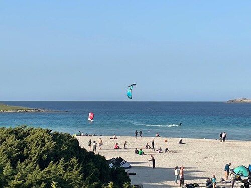 Modern 1 bed Apartment Sleep 3 sea View Only 700mt From sea