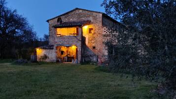 House, 2 Bedrooms, Smoking, Terrace | Exterior