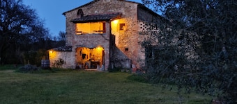 la Casa - Agriturismo With Pool Between Siena and Grosseto