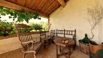 House, 2 Bedrooms, Smoking, Terrace | Property entrance