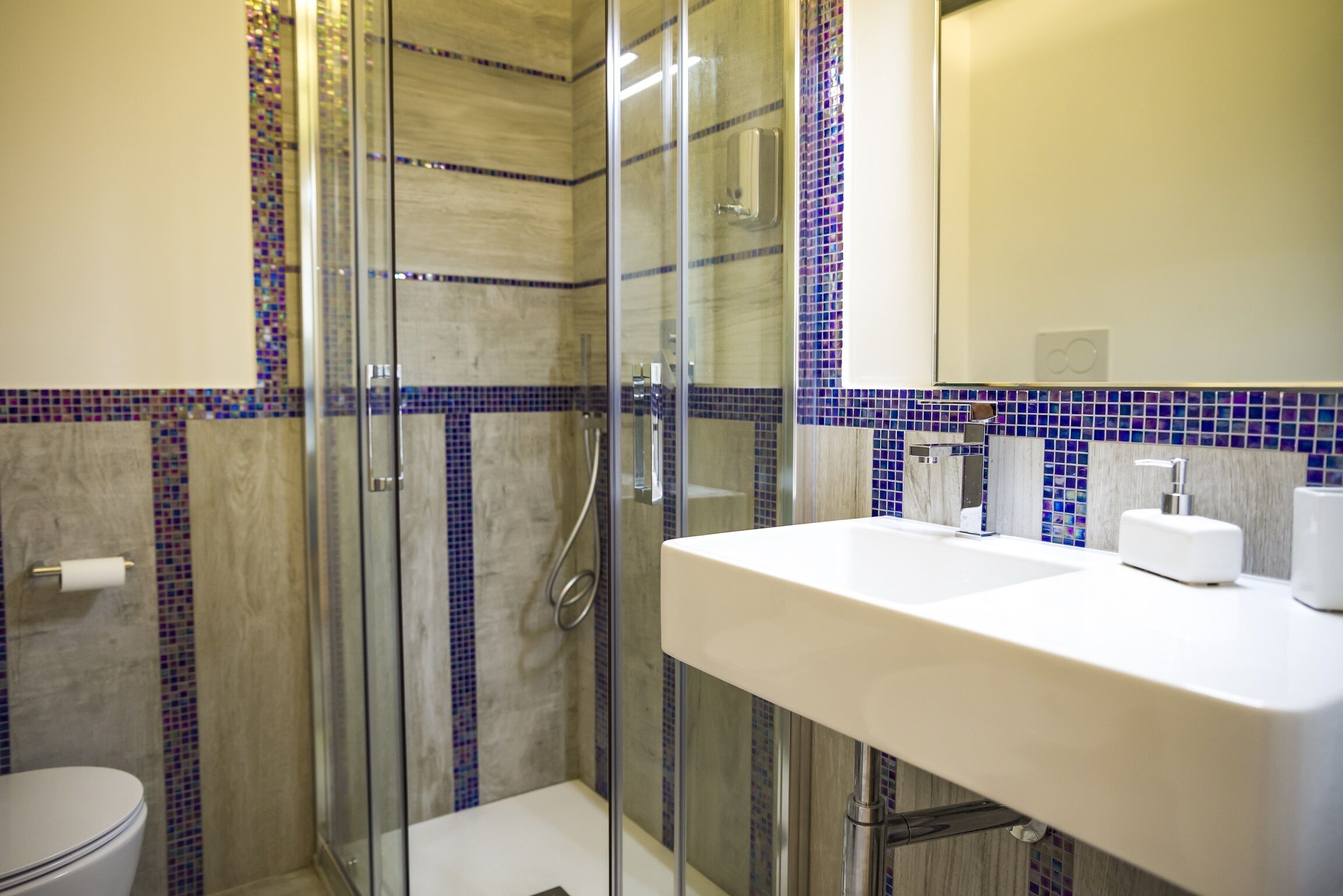 Chambre, 1 chambre, fumeurs, balcon | Salle de bain