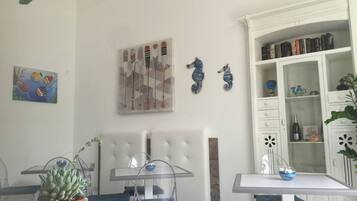 Rom, 1 soverom, røyk, balkong | Oppholdsområde