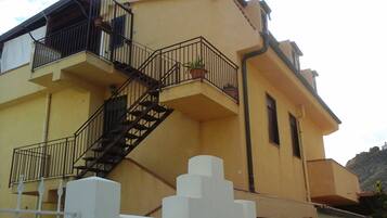 Fachada del alojamiento