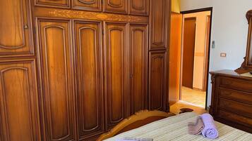 Rumah, 4 kamar tidur, Boleh Merokok, balkon | 4 kamar tidur
