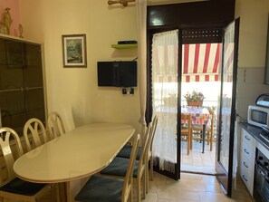 Dining - Apartment Direct to the Beach of Scala Dei Turchi (Realmonte)