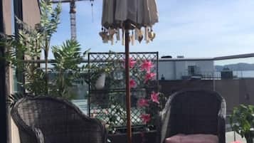 Classic Apartment | Teres/patio